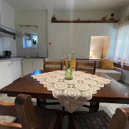 Whispering Stream Apartment